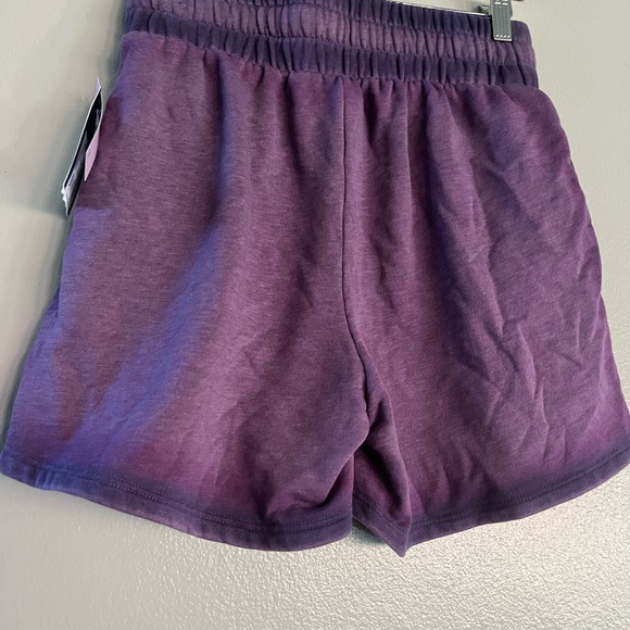 Women’s Combo Set Oversized Hoodie Sweatshirt and Short.    Size S.      Purple - Picture 6 of 14